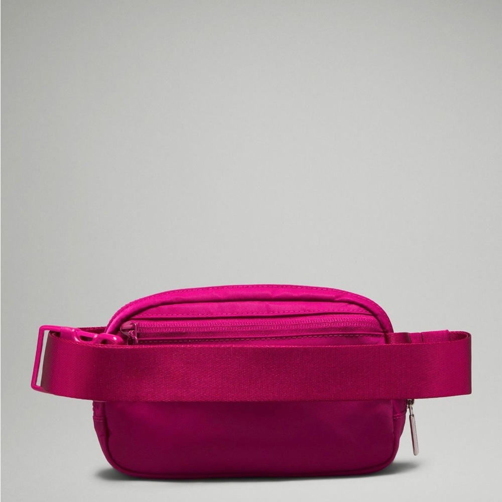 Lululemon Everywhere Belt Bag 1L- Wild Berry - Picture 9 of 9